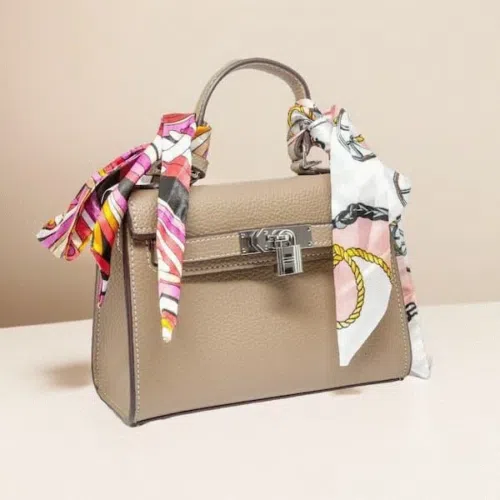 MyEdit - Foto-Hintergrund ändern mit dem besten Online-Editor für Bild und Audio